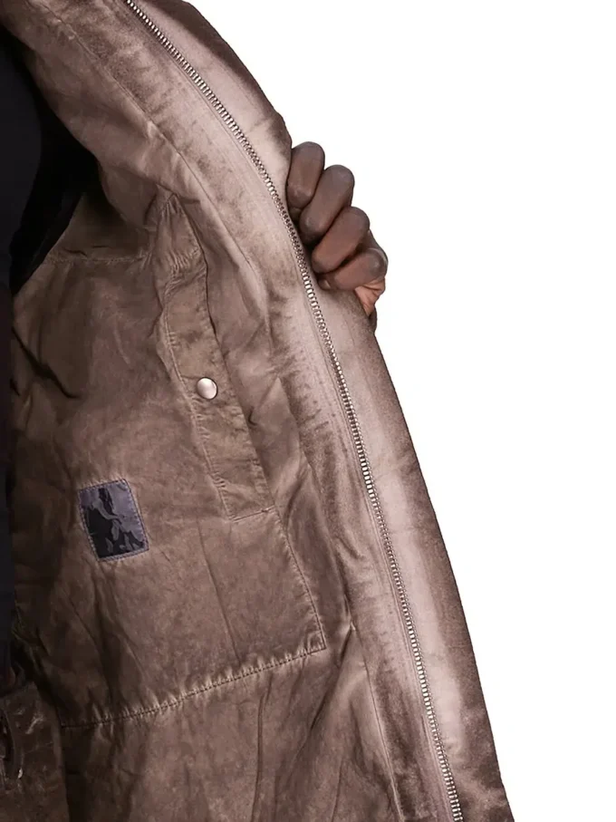 DRKSHDW FW25 CONCORDIANS CONCEALED ZIPFRONT JKT IN DRKDUST BRUSHED COTTON. DU02E7775BMO-78