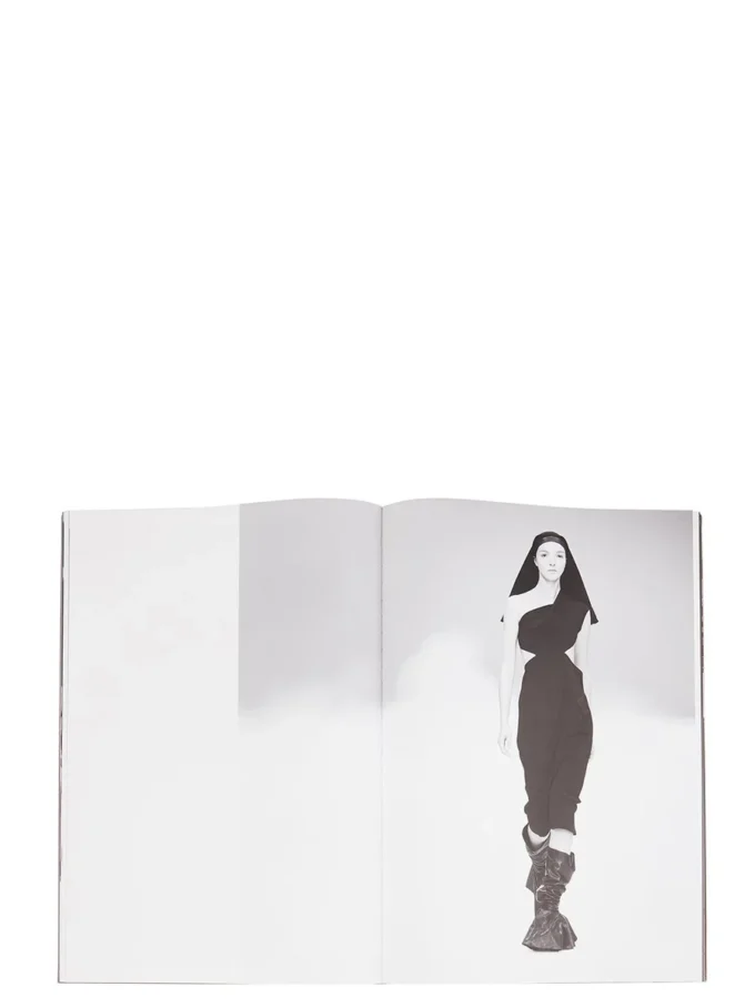RICK OWENS – BOOKS BOOK-RIZZOLI-RICK-OWENS